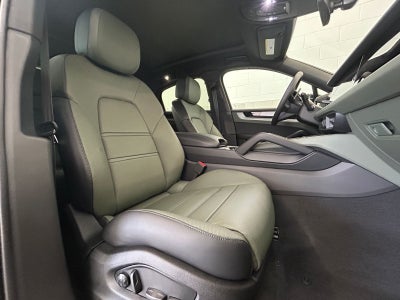 2026 Porsche Cayenne Coupe Coupe AWD