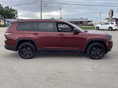 2022 Jeep Grand Cherokee L Altitude