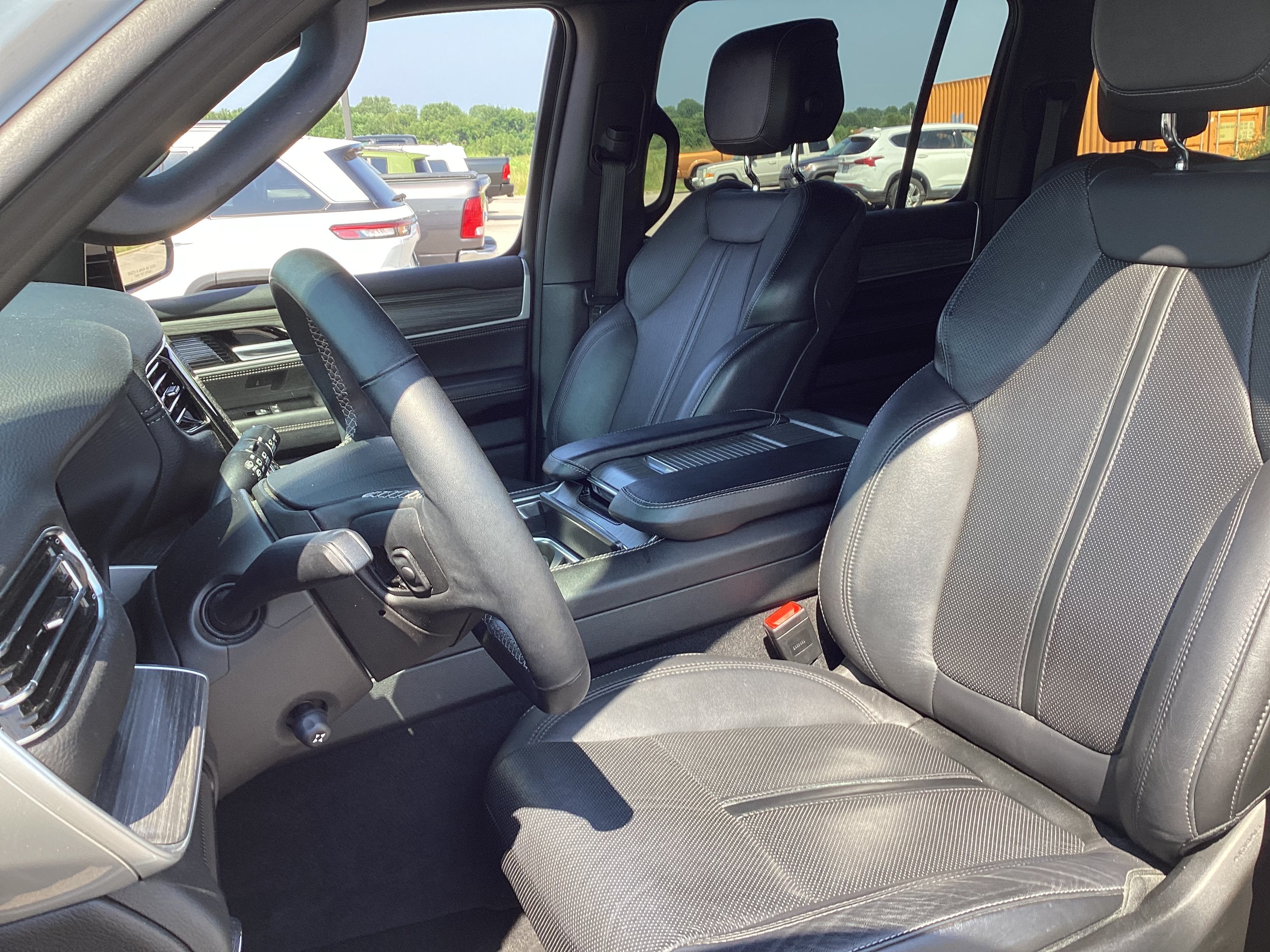 2023 Jeep Wagoneer Series II