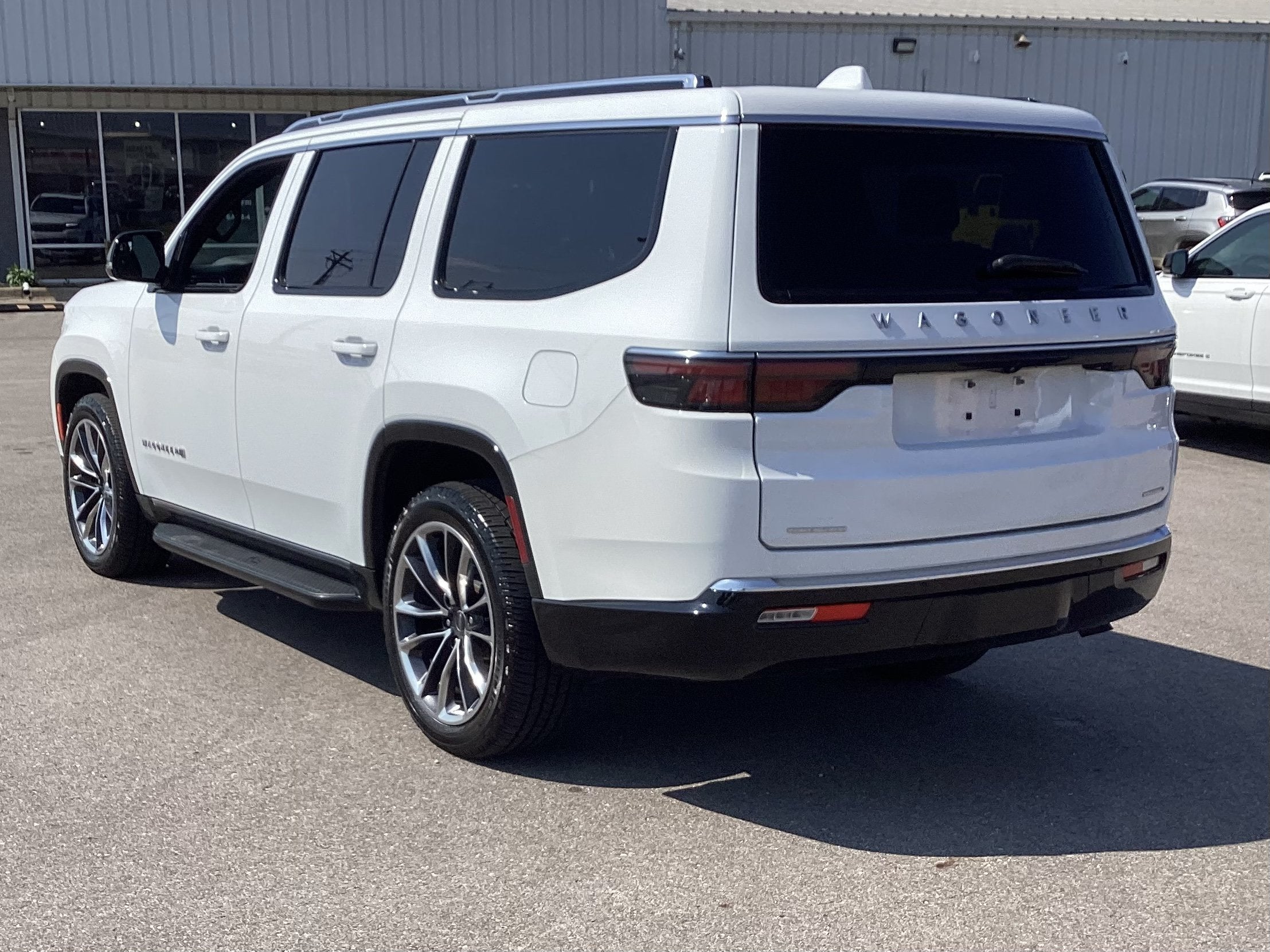 2023 Jeep Wagoneer Series II