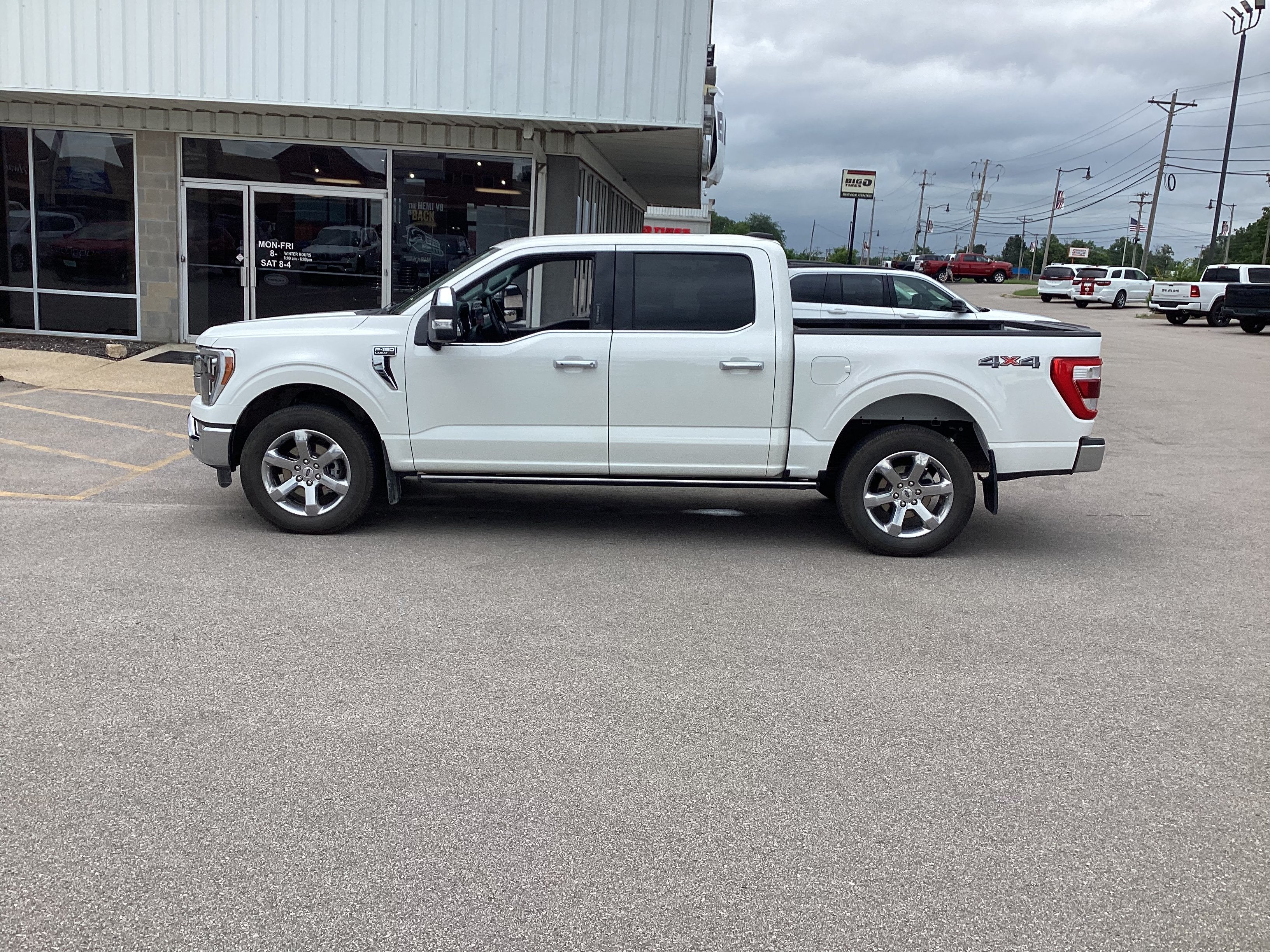 2023 Ford F-150 LARIAT