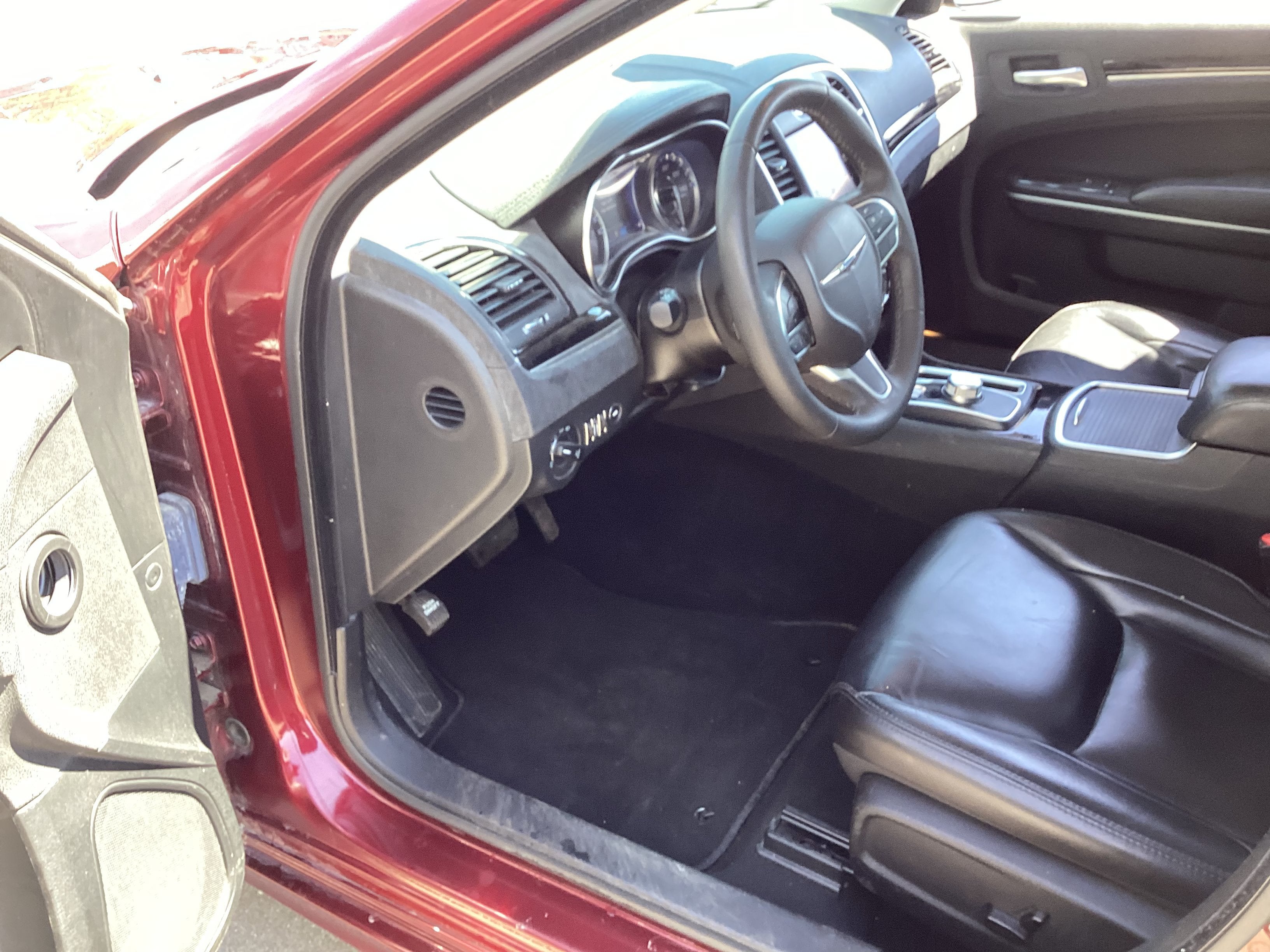 2023 Chrysler 300 Touring L