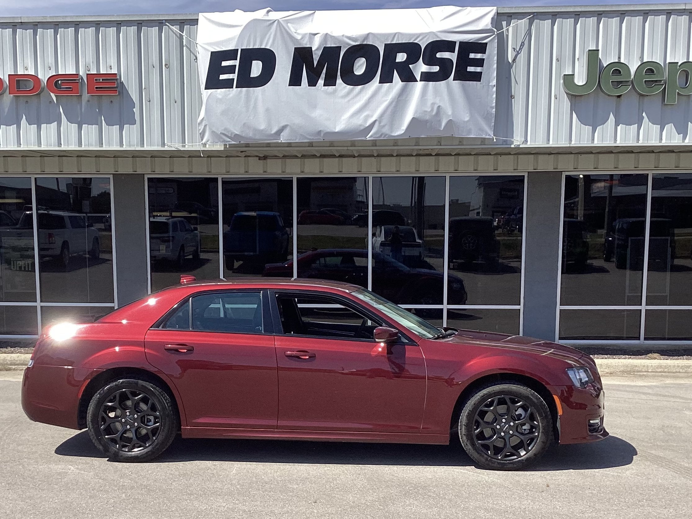 2023 Chrysler 300 Touring L