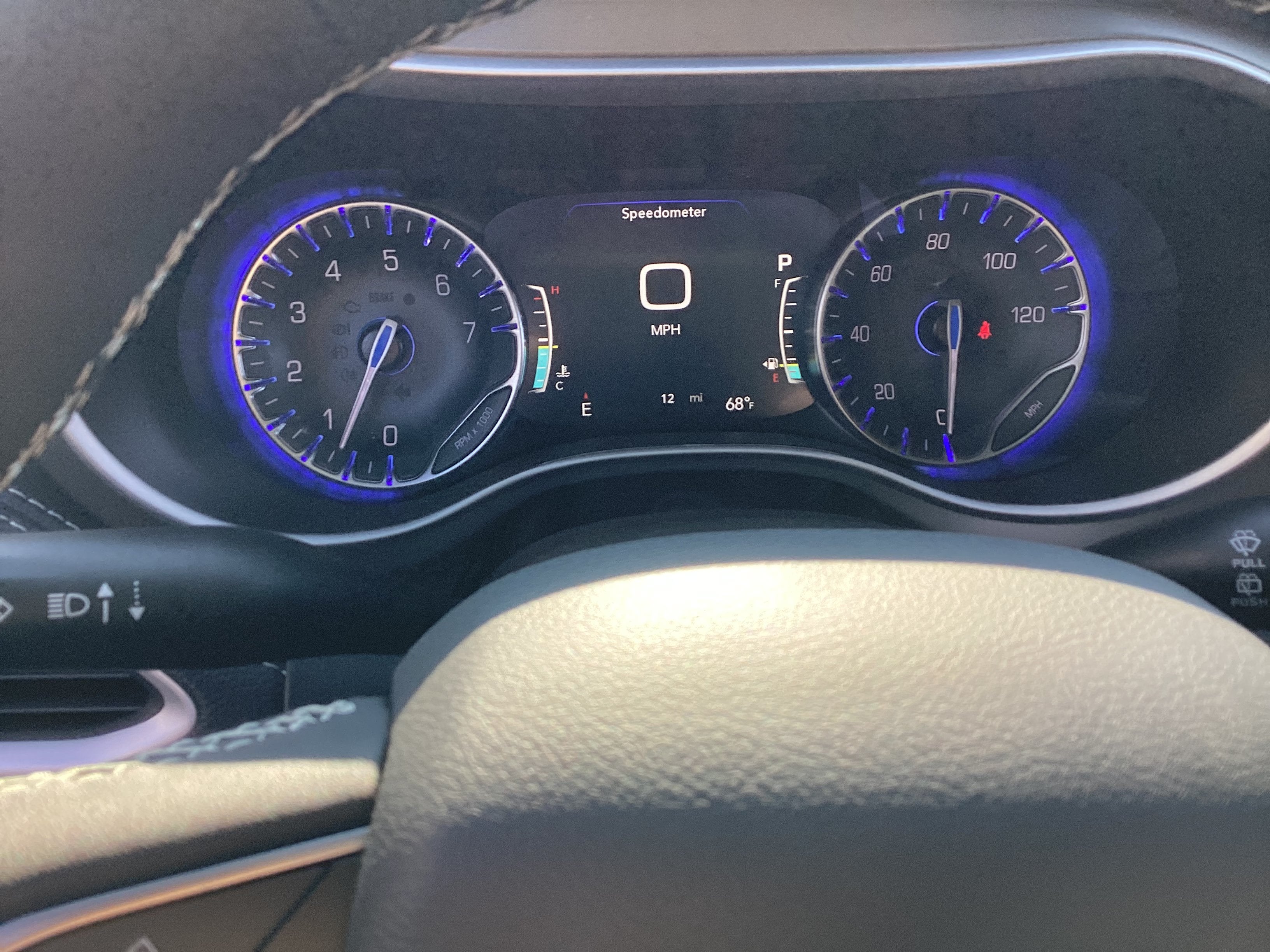 2027 Chrysler Pacifica Select