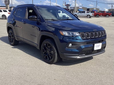 2026 Jeep Compass latitude 4x4 Latitude Altitude