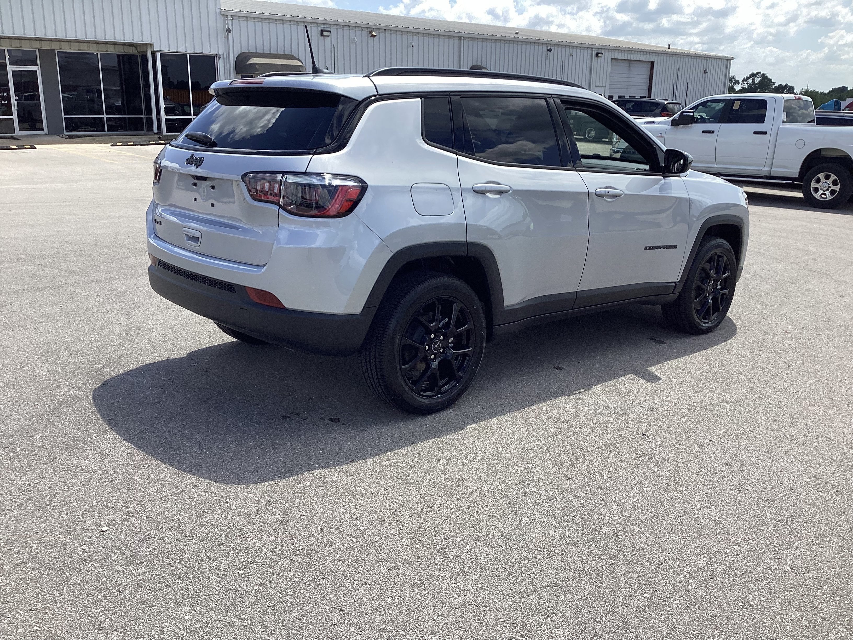 2026 Jeep Compass Latitude Altitude