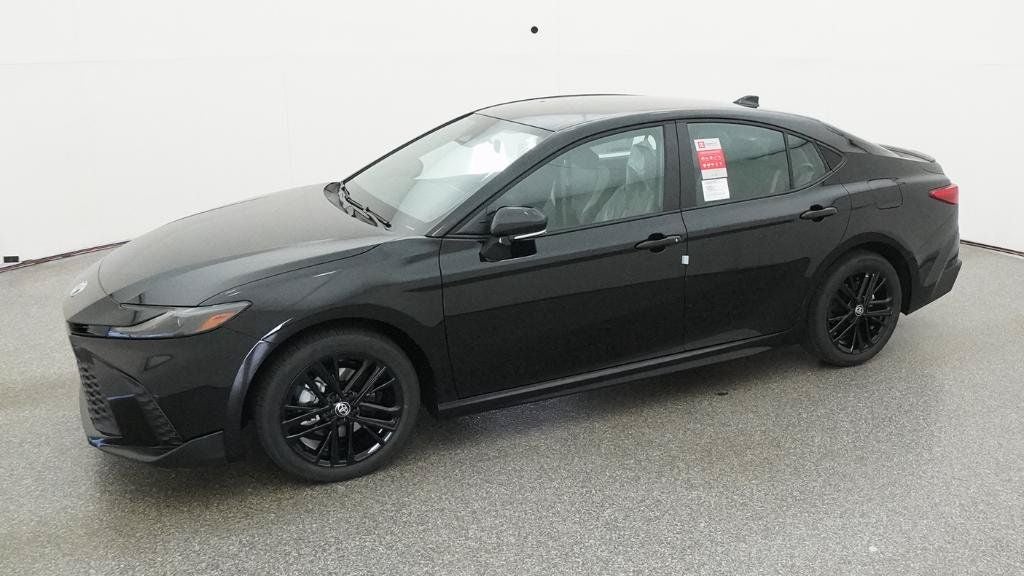 2026 Toyota Camry SE AWD