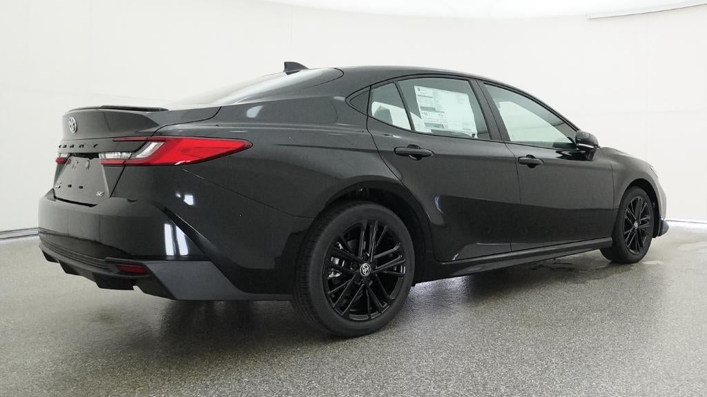 2026 Toyota Camry SE AWD