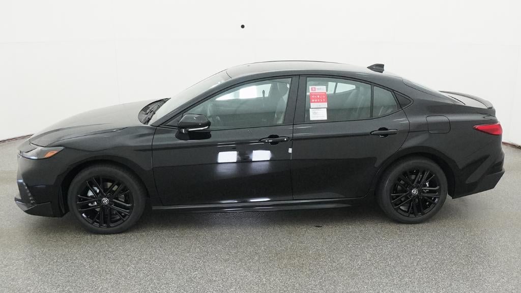 2026 Toyota Camry SE AWD