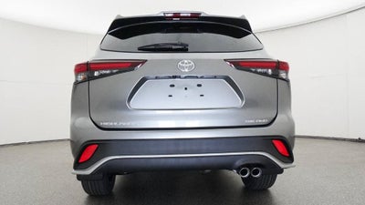 2026 Toyota Highlander XSE