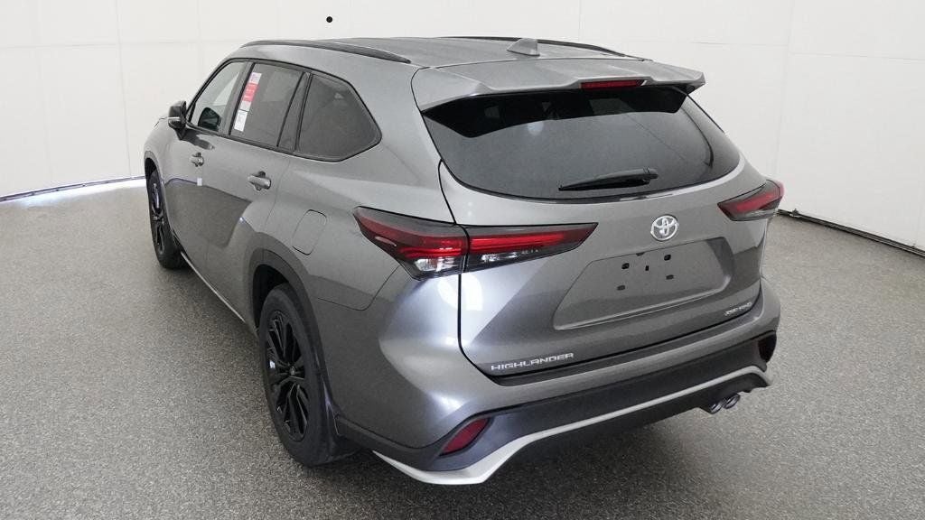 2026 Toyota Highlander XSE