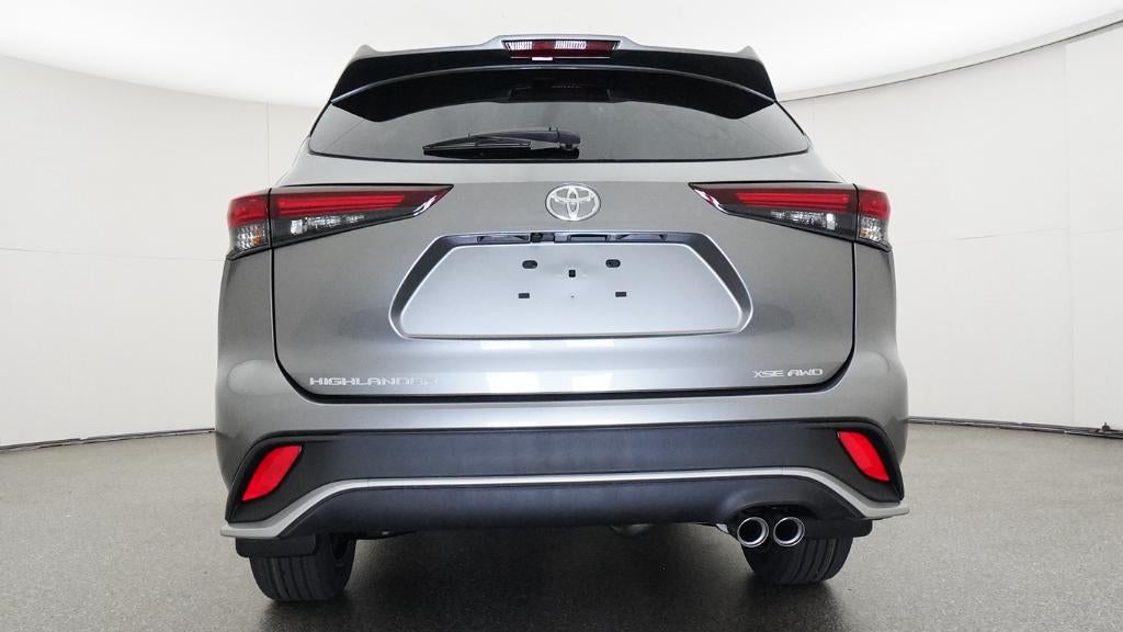 2026 Toyota Highlander XSE
