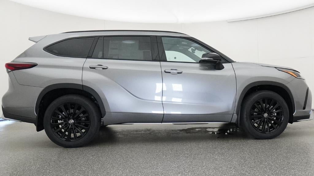 2026 Toyota Highlander XSE