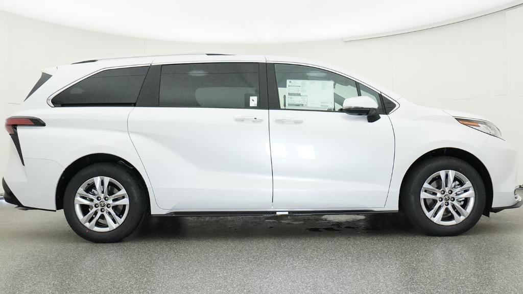 2026 Toyota Sienna Limited