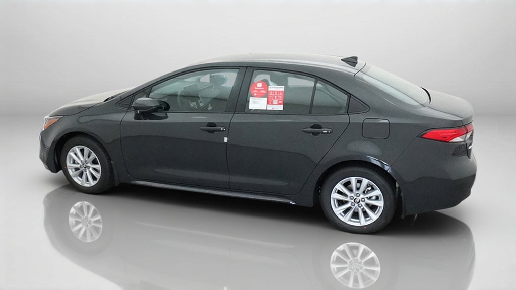 2027 Toyota Corolla LE