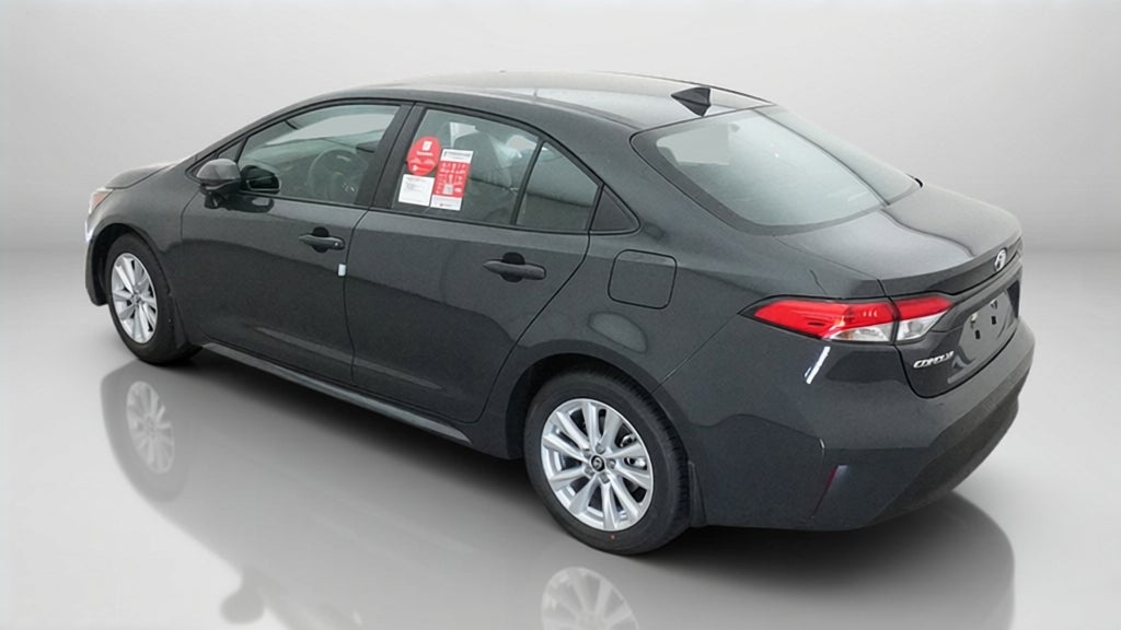 2027 Toyota Corolla LE