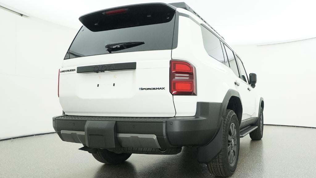 2027 Toyota Land Cruiser Base