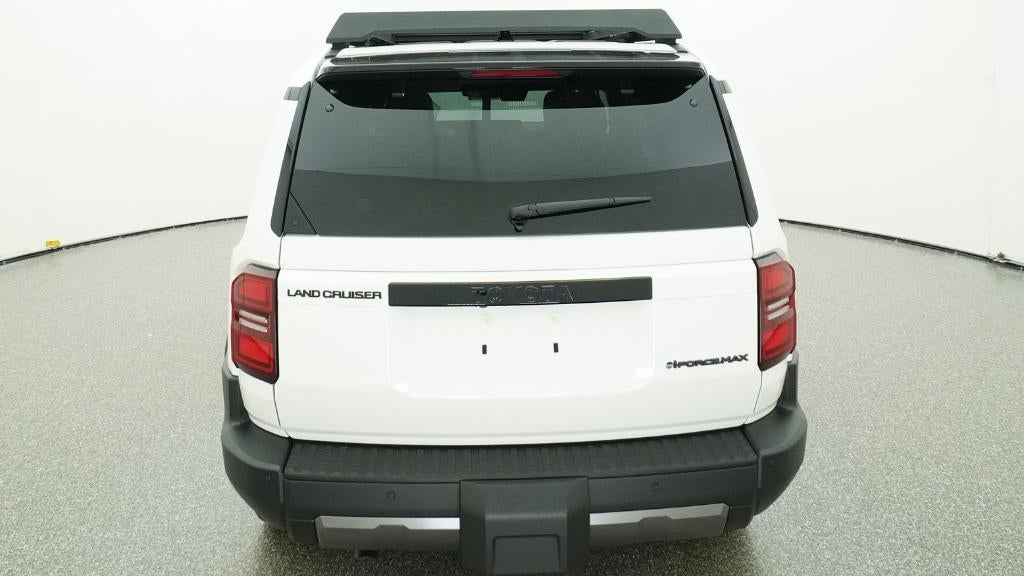 2027 Toyota Land Cruiser Base