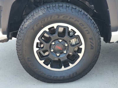 2025 Toyota Tacoma TRD Off-Road