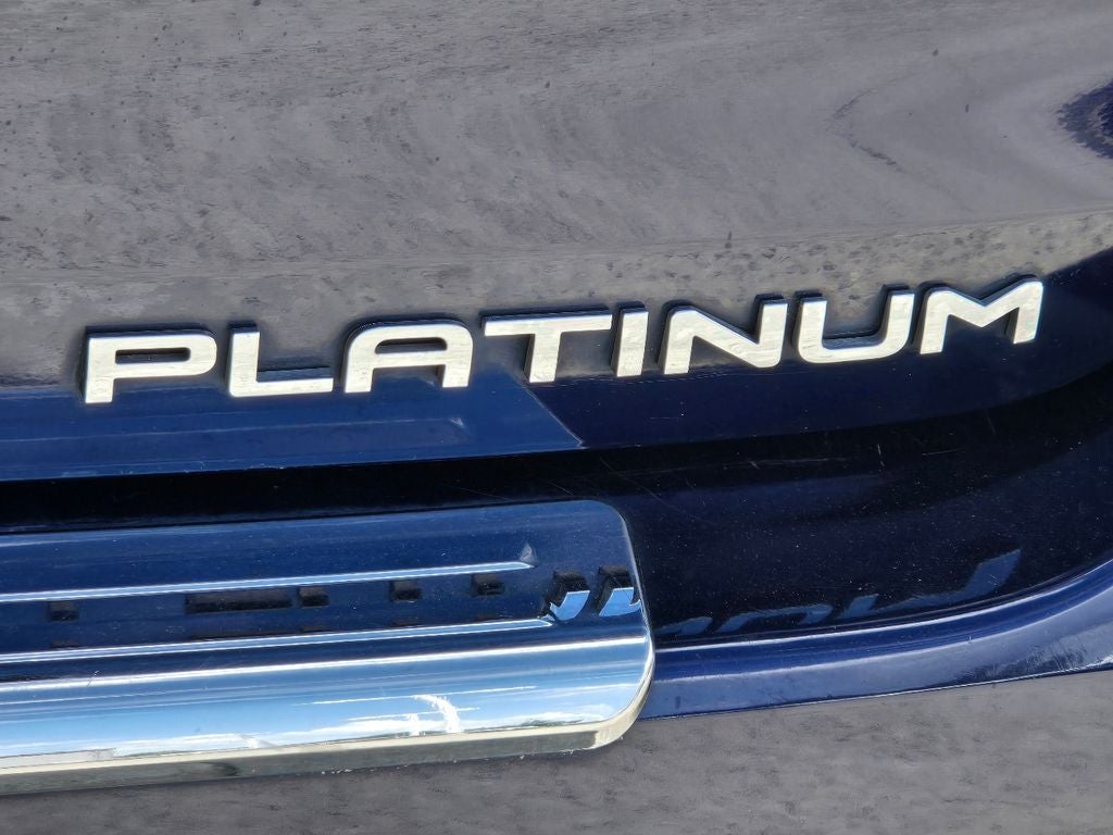 2020 Toyota Highlander Hybrid Platinum