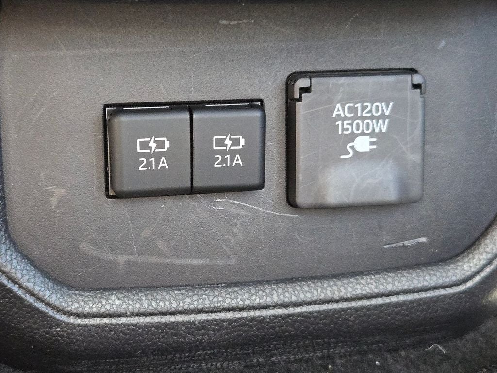 2020 Toyota Highlander Hybrid Platinum