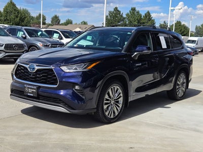 2020 Toyota Highlander Hybrid Platinum