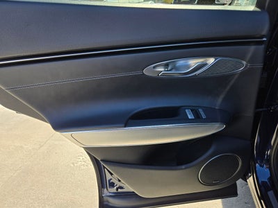 2022 Genesis GV70 2.5T