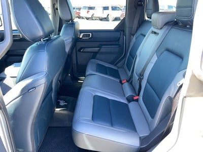 2024 Ford Bronco Outer Banks