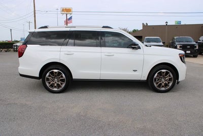 2027 Ford Expedition King Ranch