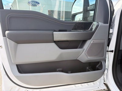 2027 Ford F-250SD XLT