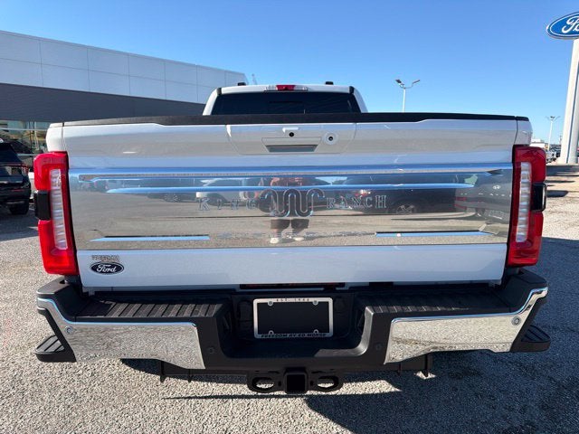 2027 Ford F-350SD King Ranch DRW