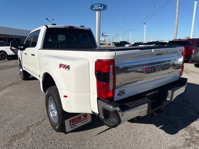 2027 Ford F-350SD King Ranch DRW