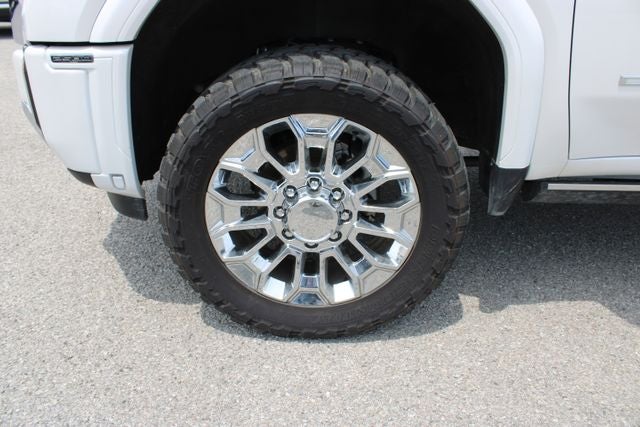 2025 GMC Sierra 2500HD Denali