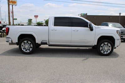 2025 GMC Sierra 2500HD Denali