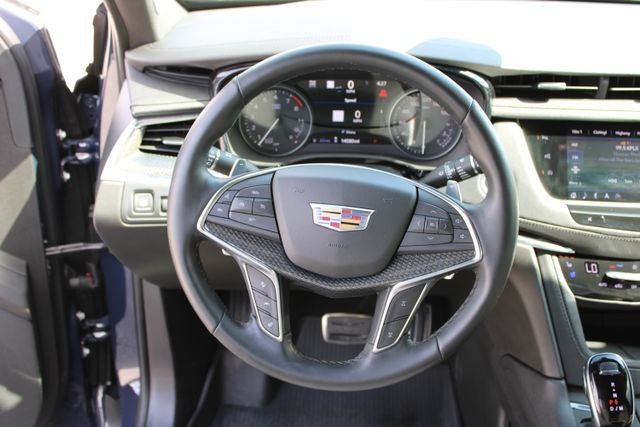2025 Cadillac XT5 Sport