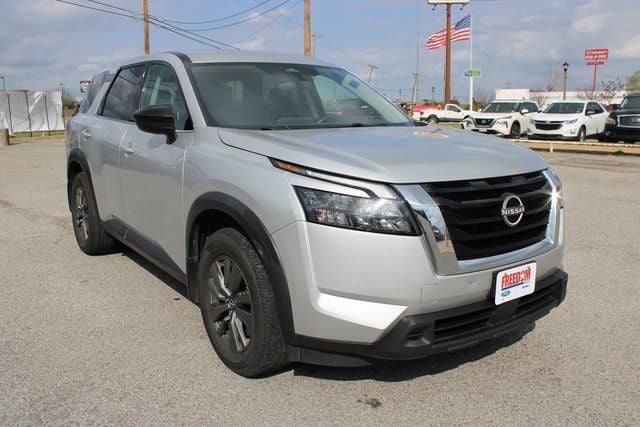 2023 Nissan Pathfinder S