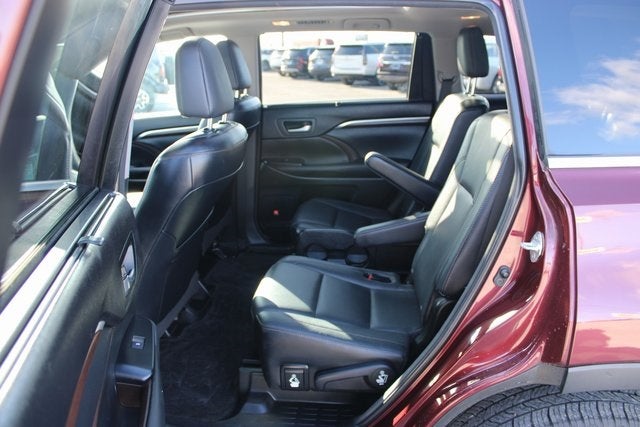 2015 Toyota Highlander Base