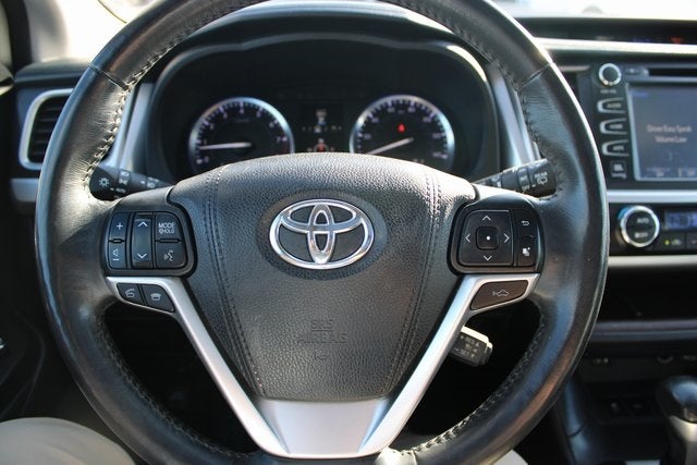 2015 Toyota Highlander Base