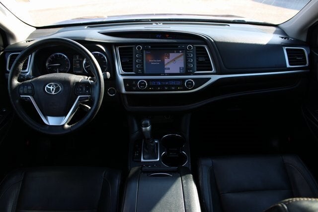 2015 Toyota Highlander Base