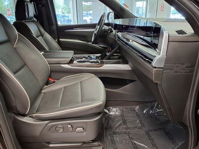 2025 Cadillac Escalade ESV Premium