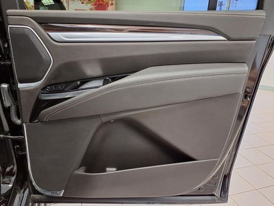 2025 Cadillac Escalade ESV Premium