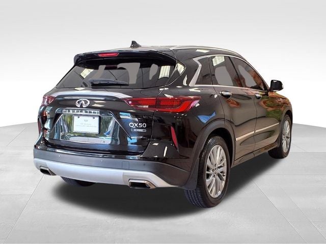 2023 INFINITI QX50 LUXE