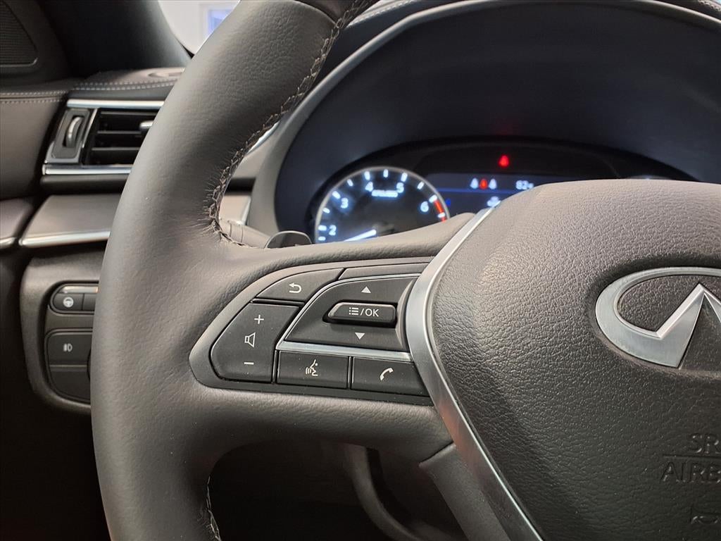 2022 INFINITI QX50 LUXE