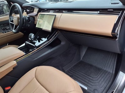 2026 Land Rover Range Rover Sport SE