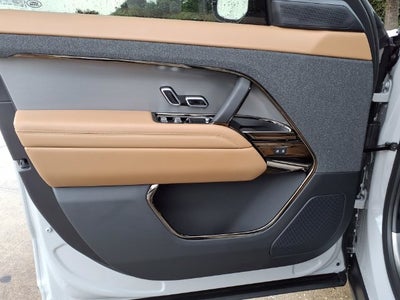 2026 Land Rover Range Rover Sport SE