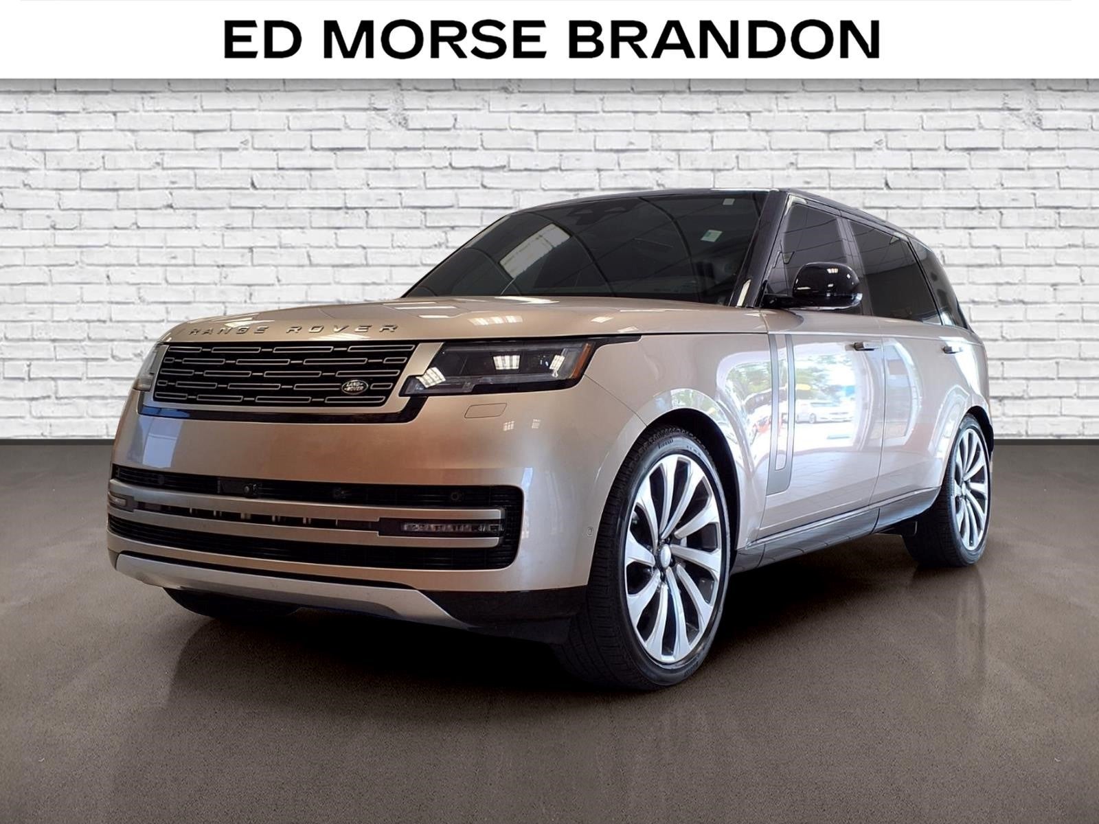 2025 Land Rover Range Rover SE LWB