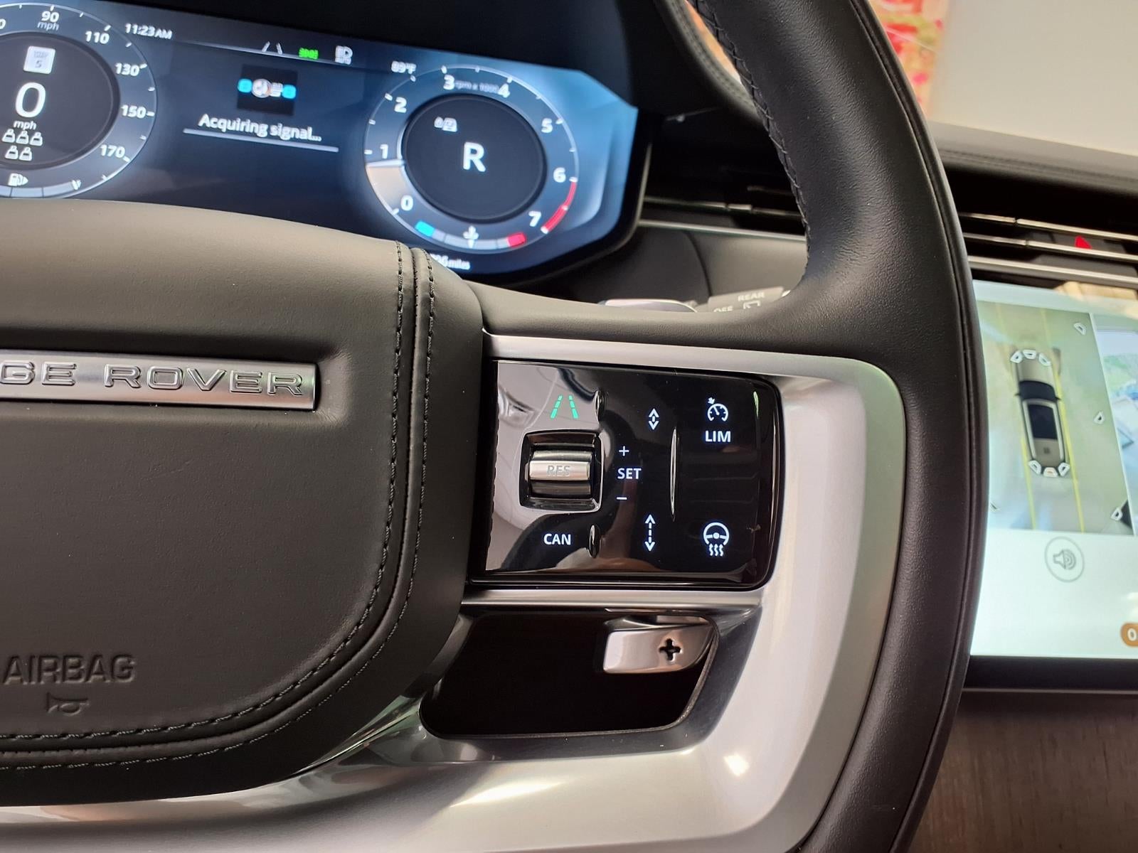 2025 Land Rover Range Rover SE LWB