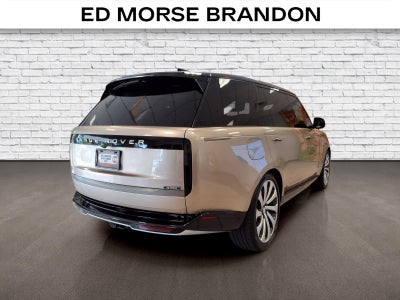 2025 Land Rover Range Rover SE LWB