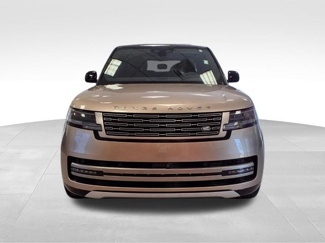 2025 Land Rover Range Rover SE LWB