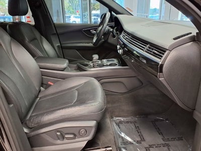 2019 Audi Q7 55 Premium Plus quattro